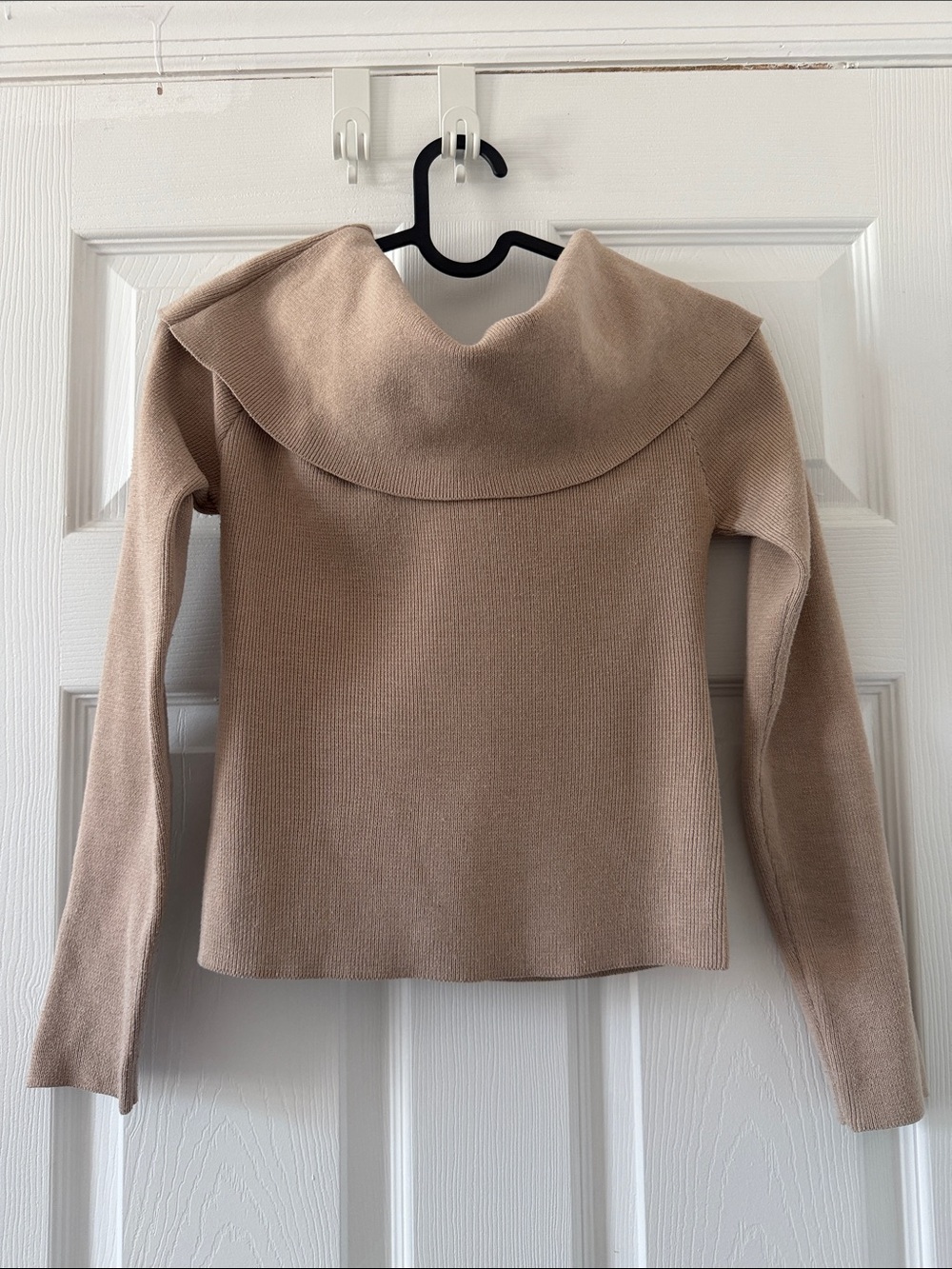 Vintage Havana Beige Off-Shoulder Ribbed Sweater